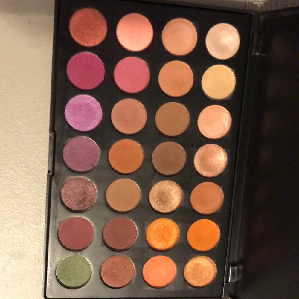 Morphe eyeshadow